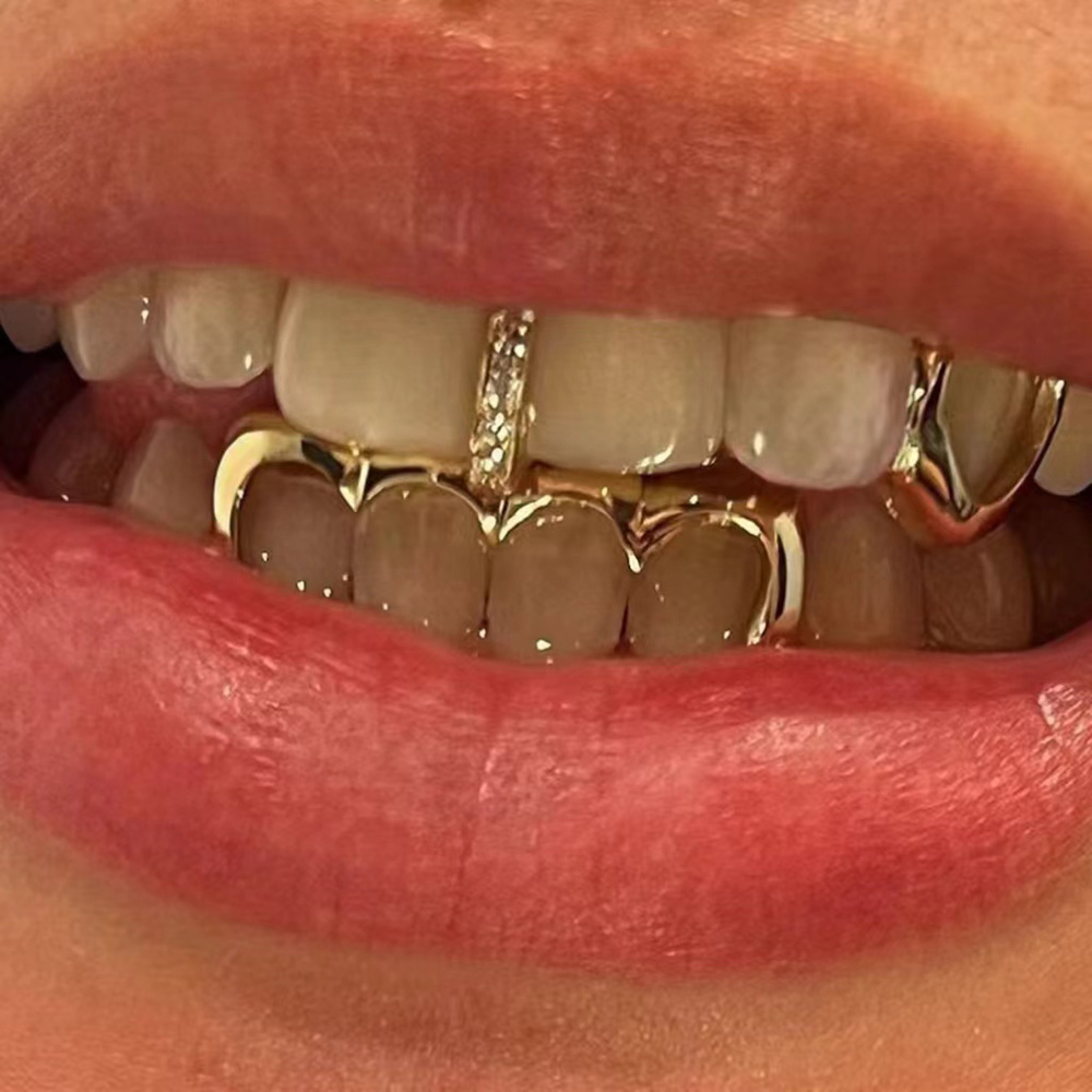 RACHELZ Hip Hop Single CZ Ston - Body Jewelry Gold Plated recensione e prezzo